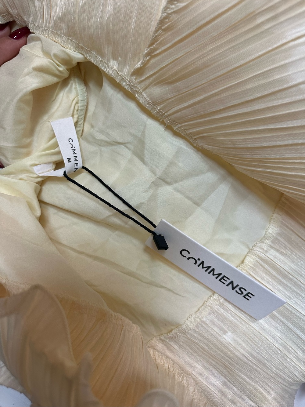NWT Commense Butter Yellow Pleated Skirt Set - Medium - Picture 9 of 10